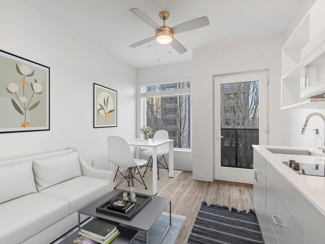 Building Photo - Koz on 4th