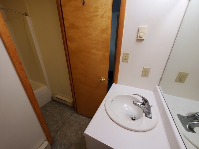 616 W. College - Westside Village Apartments