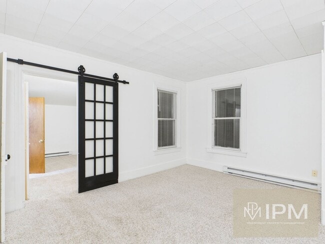 Building Photo - Dallastown School! 3 Bed, 1 Bath Home with Fenced in Yard!