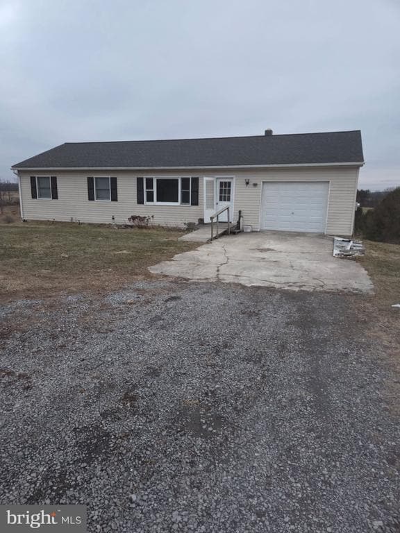 Building Photo - 533 Reisinger Rd