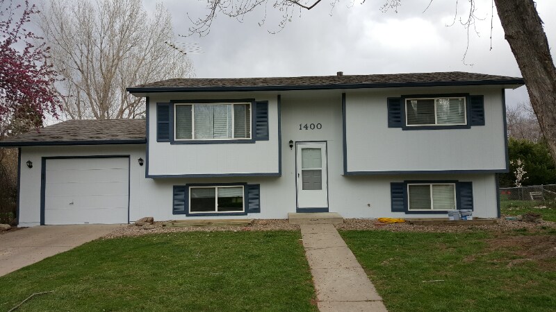 Primary Photo - 1400 Village Ln