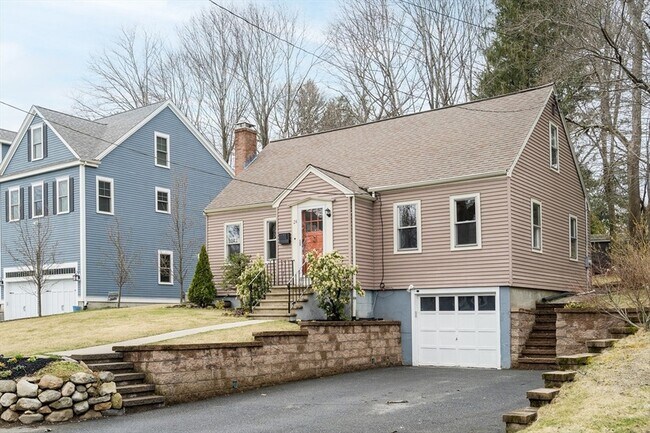 Building Photo - 24 Ledgelawn Ave