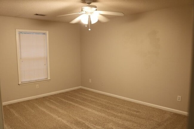 Building Photo - Town House For Rent in Augusta!