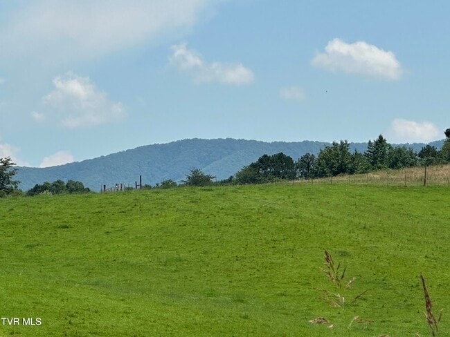 Building Photo - 3655 W Allens Bridge Rd