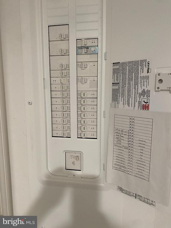 Building Photo - 1751 Hilltown Rd