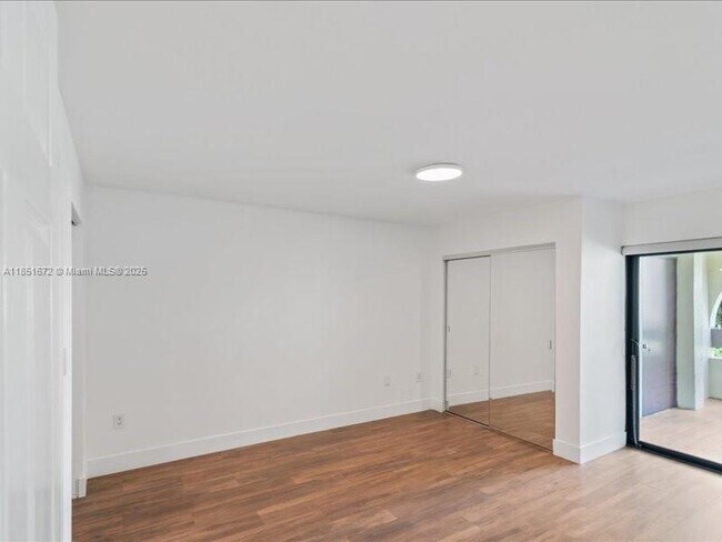 Building Photo - 9020 SW 125th Ave