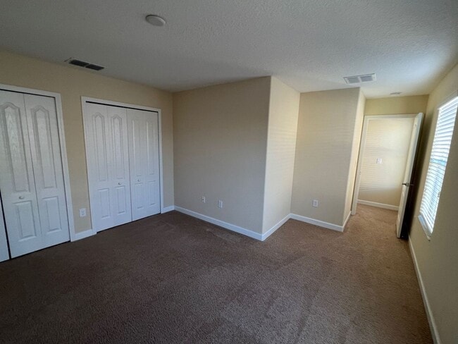 Building Photo - INDEPENDENCE IN WINTER GARDEN 4 BEDROOM RE...