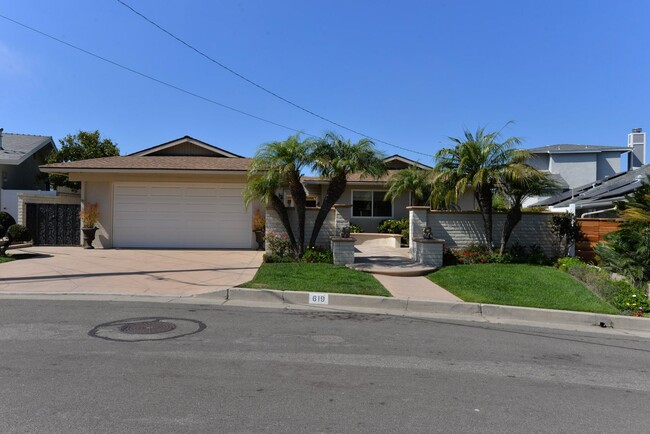 Primary Photo - Beautiful Single Level Ocean View Home