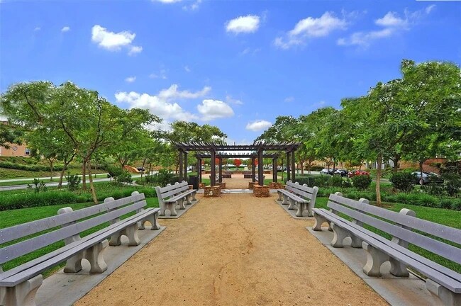 Building Photo - 17011 Calle Trevino