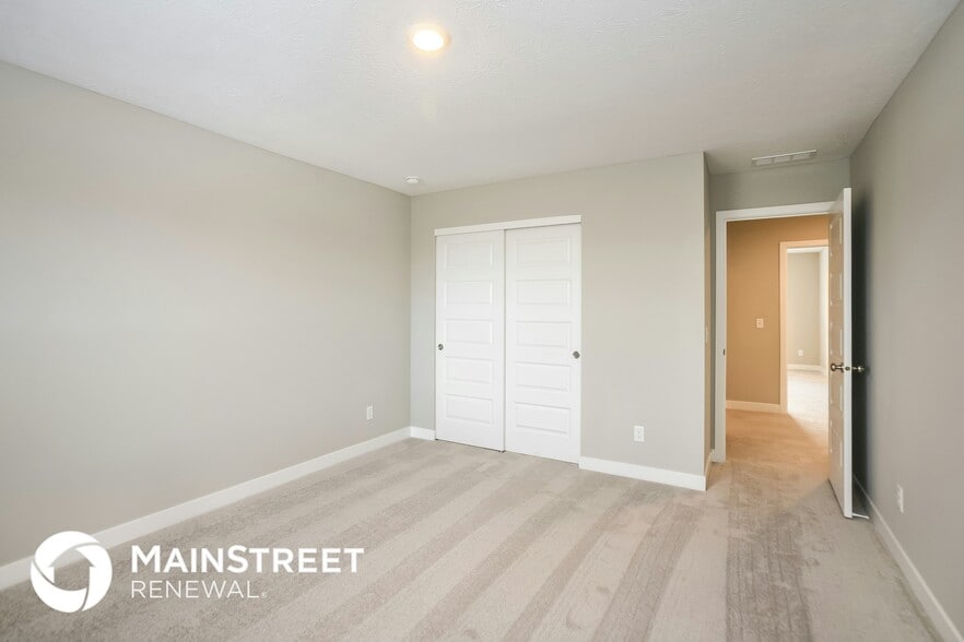 Building Photo - 1937 Goodwin Pl