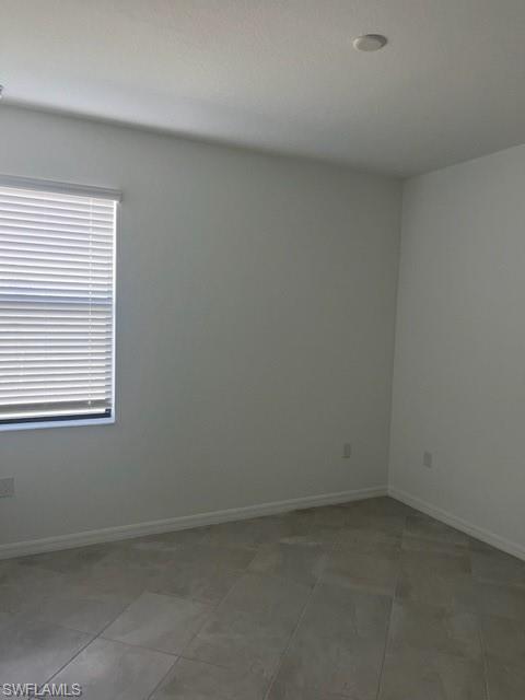 Building Photo - 3350 Antilla Ct