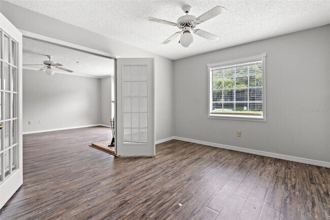 Building Photo - 11811 Skylake Pl