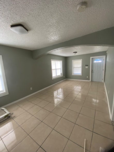 Building Photo - 634 Dr JA Wiltshire Ave