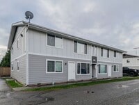 Building Photo - 1024 Cedar Ave