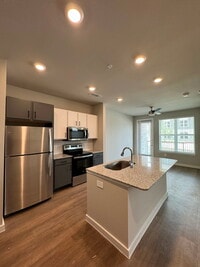 Building Photo - 3521 James Pitts Dr