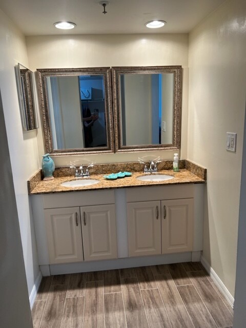 Building Photo - 355 S Ocean Dr