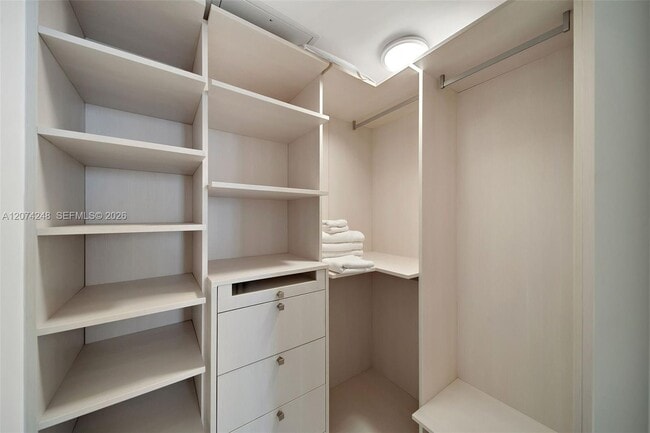 Building Photo - 300 Sunny Isles Blvd