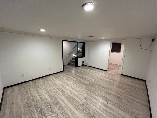 Building Photo - 6 month lease-3335 P Street-3bed/2bath