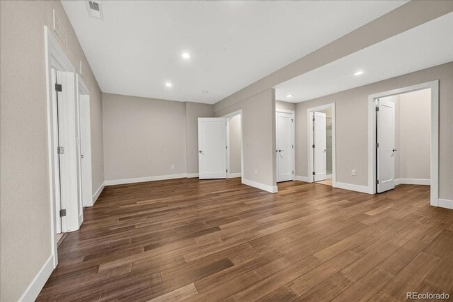 Building Photo - 1407 Rogers Ct