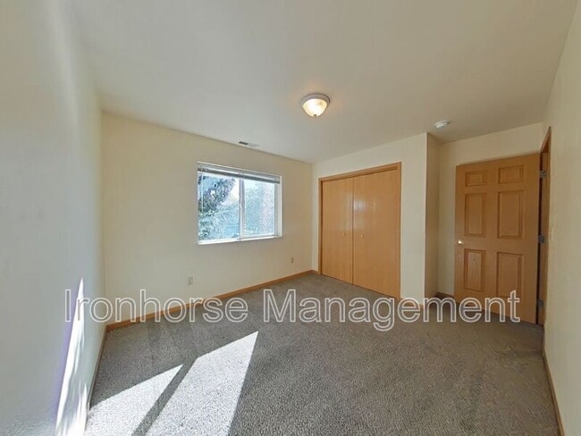 Building Photo - 2491 Wheeler Dr