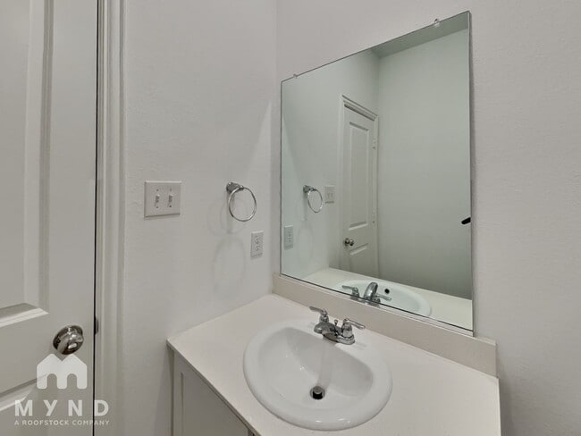 Building Photo - 3345 Cardinal Flower Pl