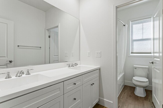 Building Photo - Stunning 4-Bedroom Home in Gated Tribella Community!