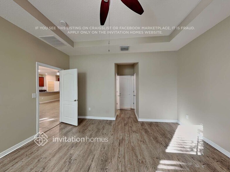 Building Photo - 11604 Warren Oaks Pl