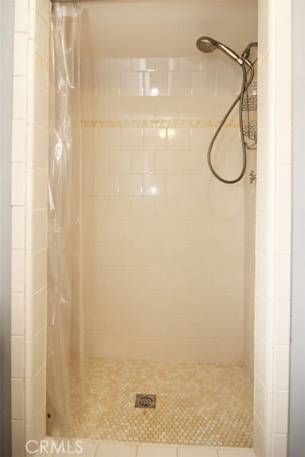 Building Photo - 244 Spencer St