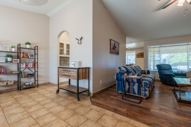 Building Photo - ?? 4 Bed / 2 Bath Mesa del Sol Home with Golf Course Views | Furnished or Unfurnished Option Avai...