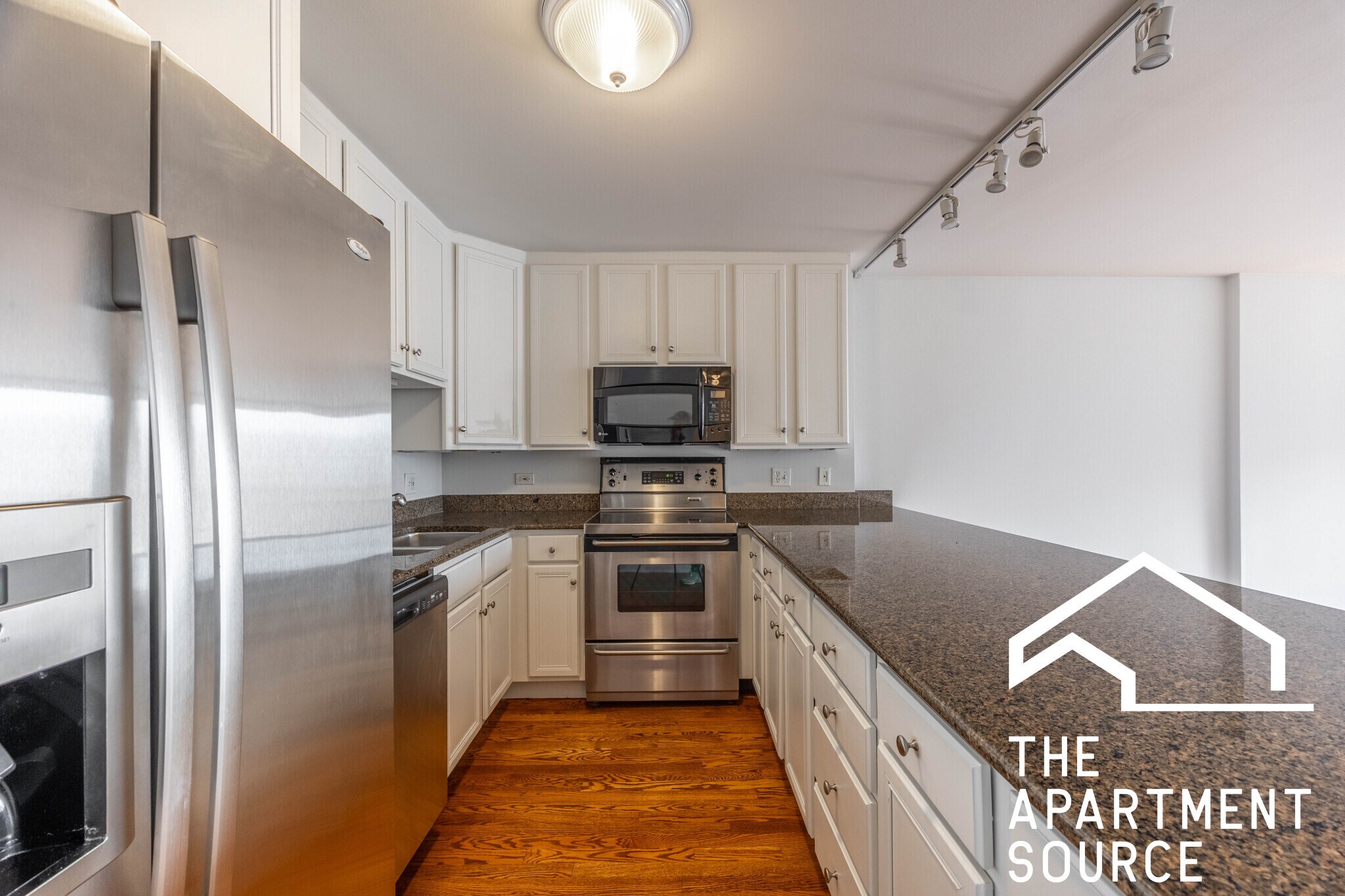 Building Photo - 1300 N Dearborn St