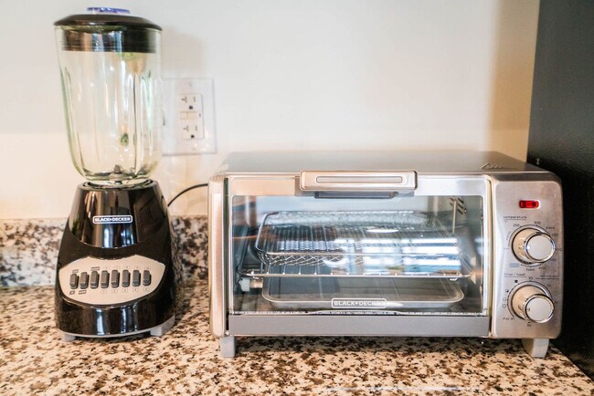 Building Photo - 888 N 4th St