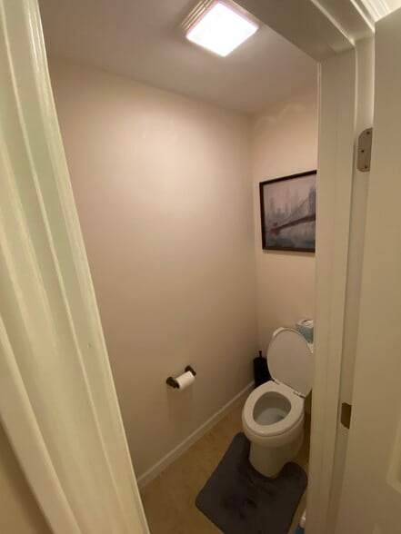 Building Photo - 1818 Caswell Pkwy