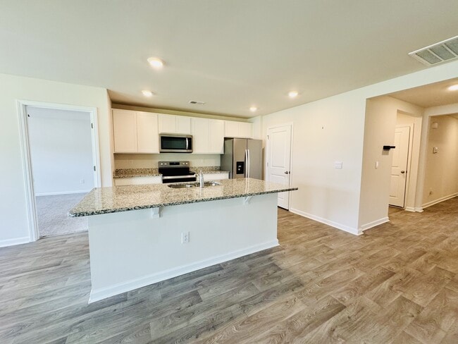 Building Photo - 505 Strawberry Fld Wy