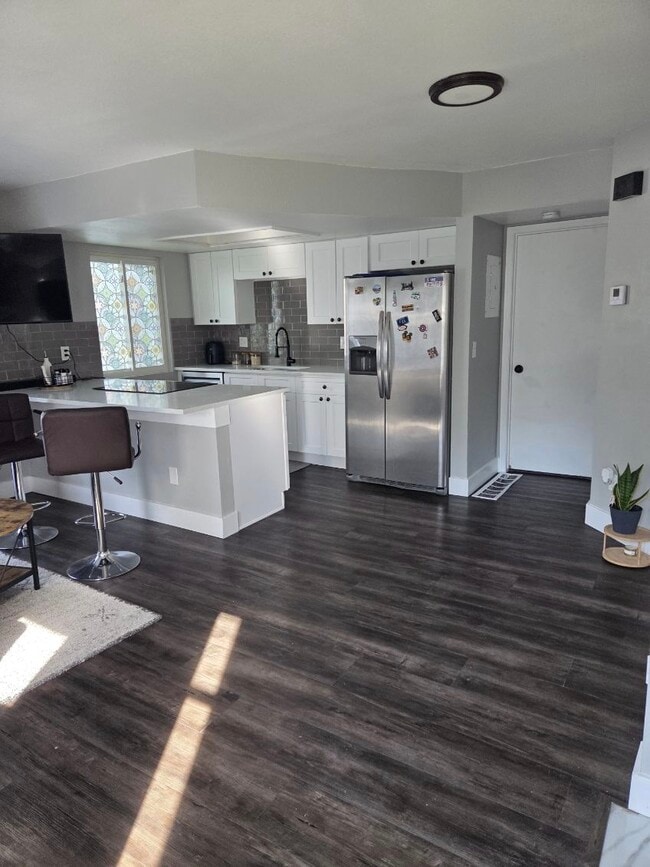 Building Photo - 17093 E Tennessee Dr