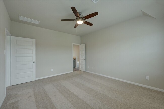 Building Photo - 13856 Goldeye Dr