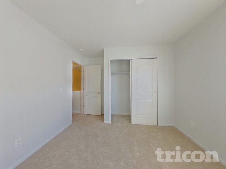 Building Photo - 3336 Bexley Dr