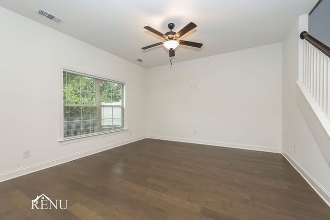 Building Photo - 3319 Old Hickory Blvd