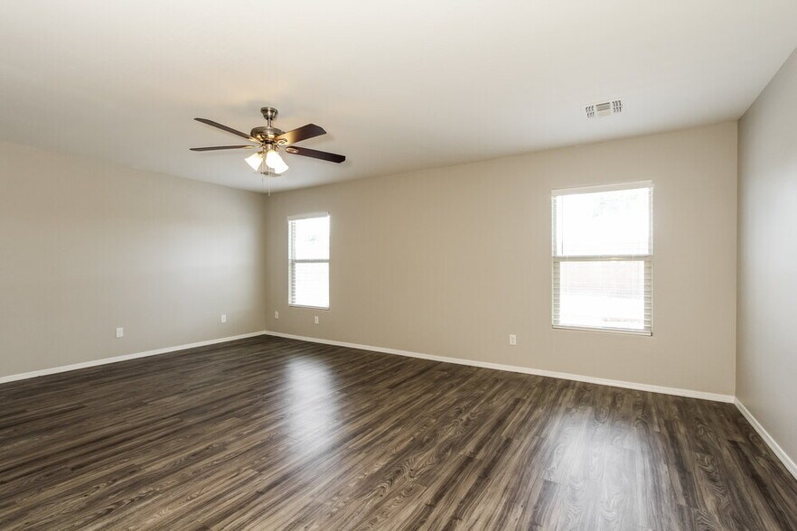 Building Photo - 7529 W St Kateri Dr