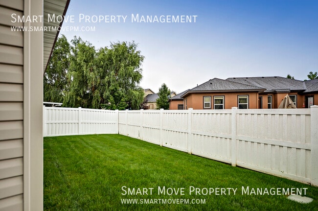 Building Photo - 9978 W Sleepy Hollow Ln