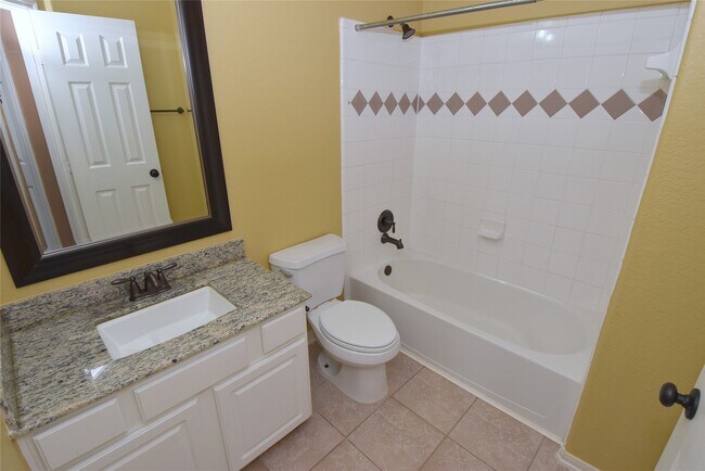 Building Photo - 21123 Amber Crossing Dr