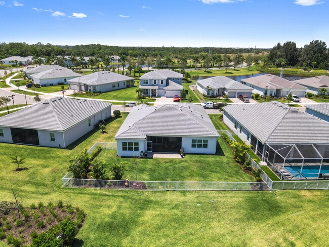 Building Photo - 9891 SW Legacy Dr