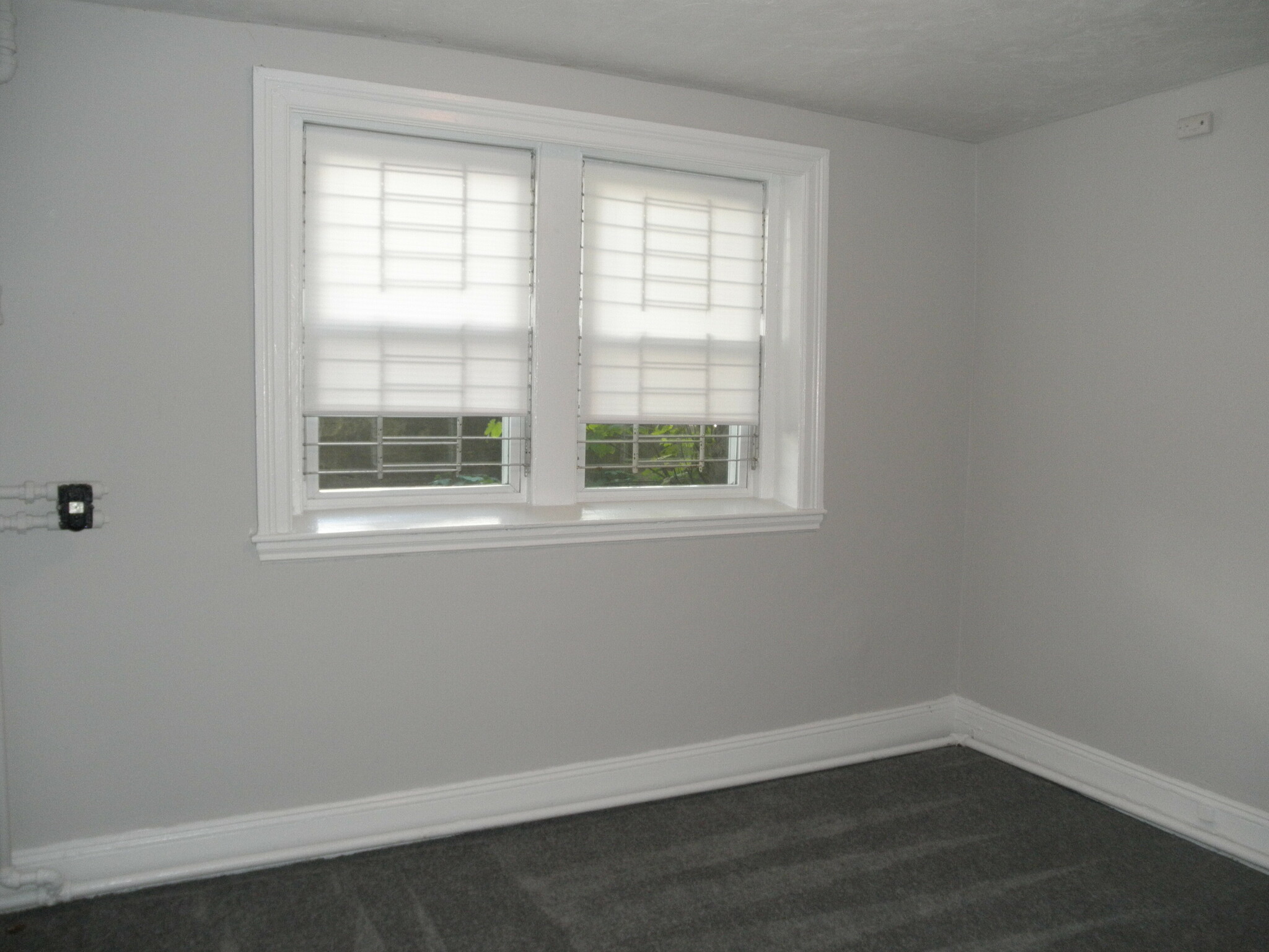 Building Photo - 49 Winship St