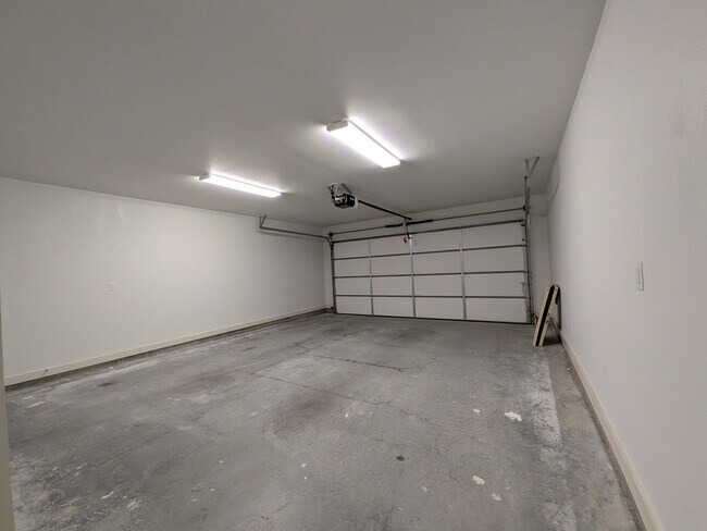 Building Photo - 1116 Black Jack Dr