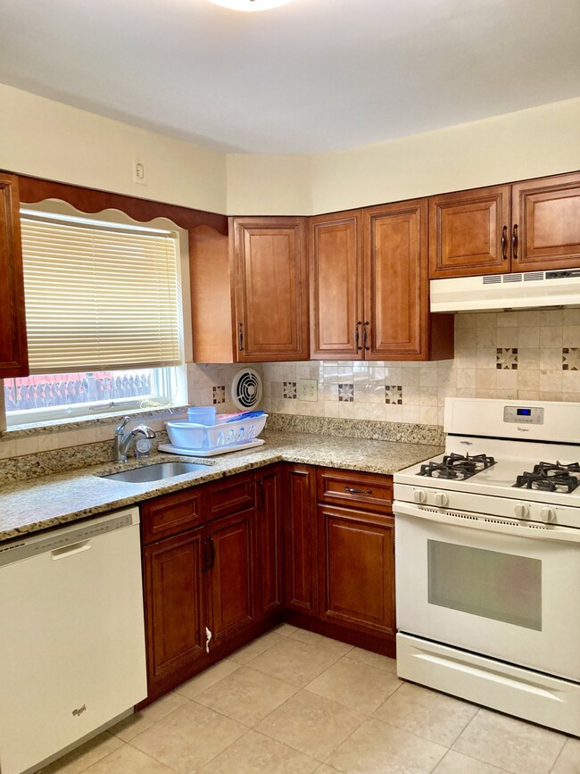 2065 E 19th St - 2065 E 19th St Brooklyn NY 11229 | Apartment Finder