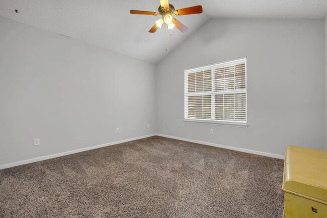 Building Photo - Benchmark Trace