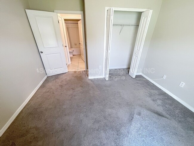 Building Photo - 3721 Daisy Bloom Pl