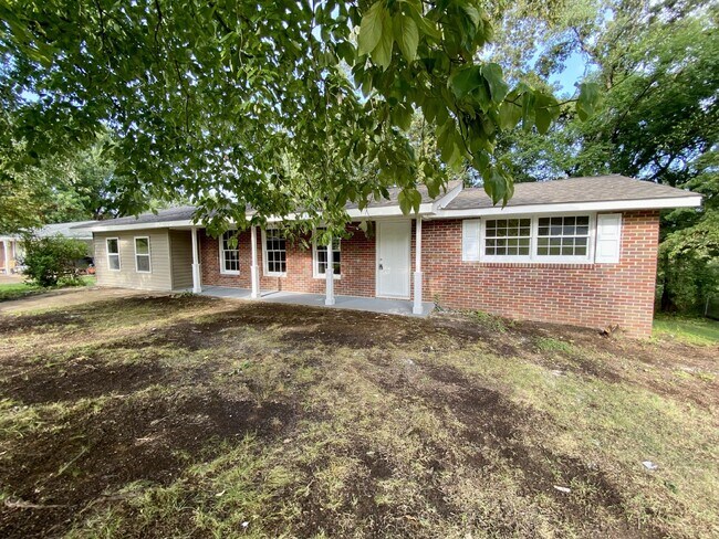 Coming soon!!! "Charming 3-Bedroom Rental... - Coming soon!!!  "Charming 3-Bedroom Rental...