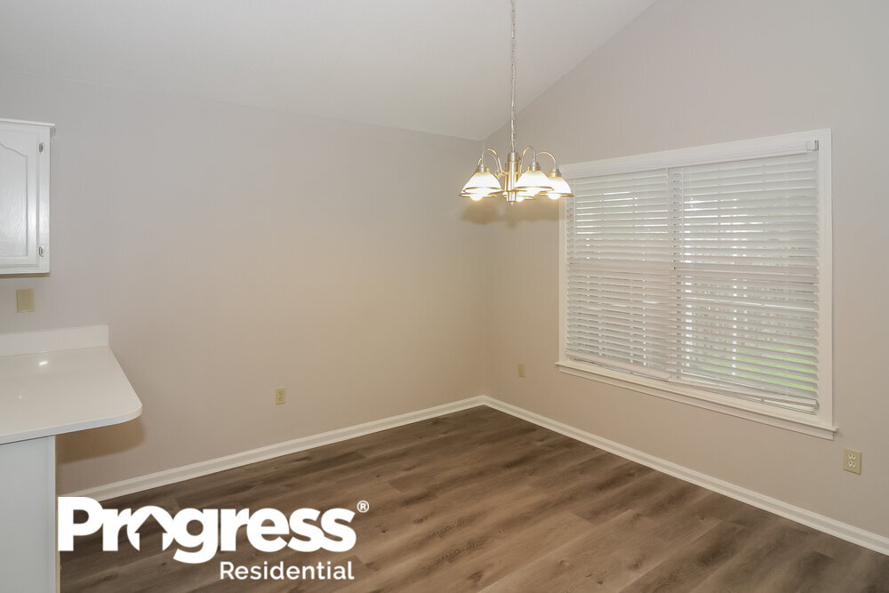 Building Photo - 7196 Atterbury Cir W