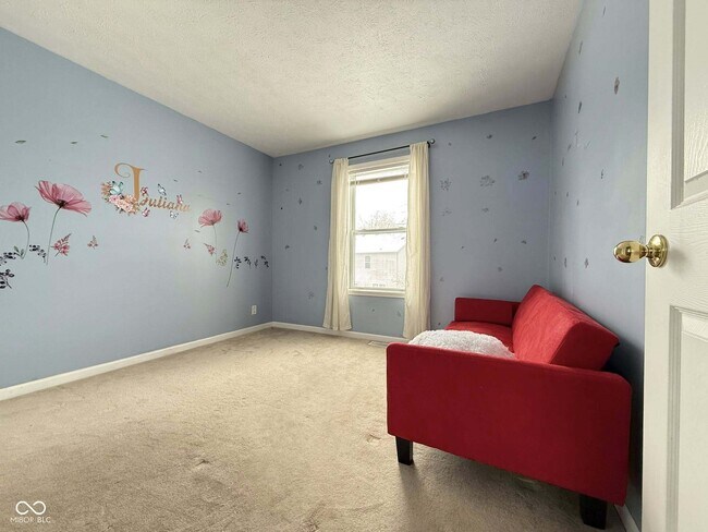 Building Photo - 8607 Longspur Ct