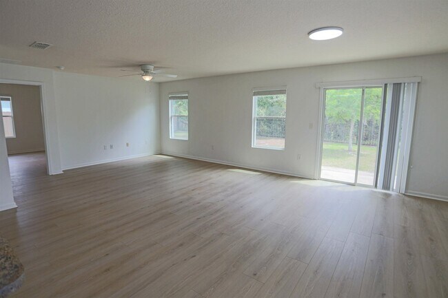 Building Photo - 56 Green Palm Ct